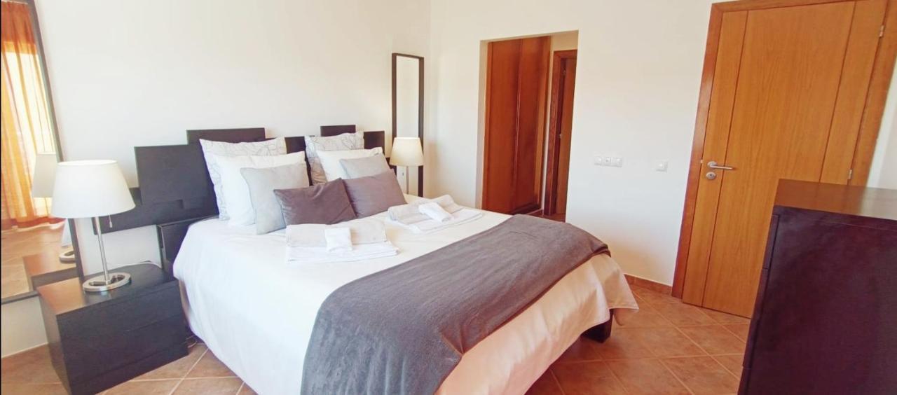 Recanto Das Tertulias - Apartamento 3 Quartos - Perfeito Para Familias E Amigos Appartement Lagos Buitenkant foto